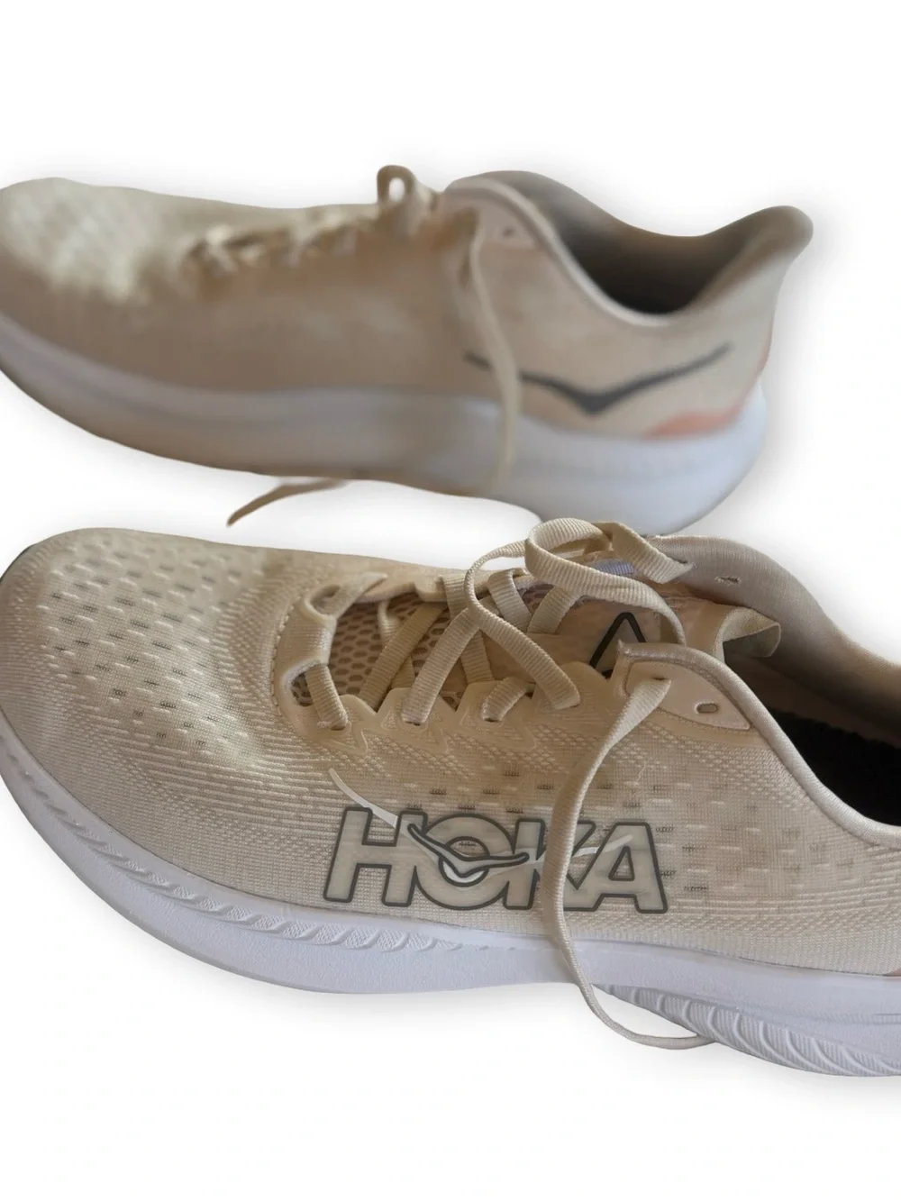 Hoka Women's Mach 6 Runner - Eggnog/Vanilla